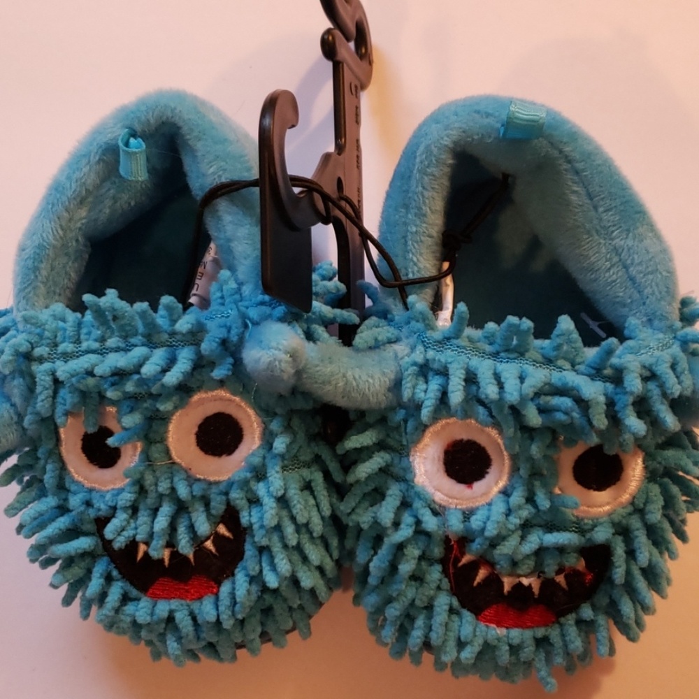 Baby slippers size 2